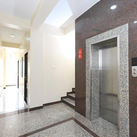 Oyo 14934 Kalyani Grand Hotel เชนไน ภายนอก รูปภาพ