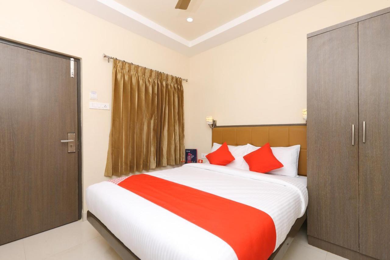 Oyo 14934 Kalyani Grand Hotel เชนไน ภายนอก รูปภาพ