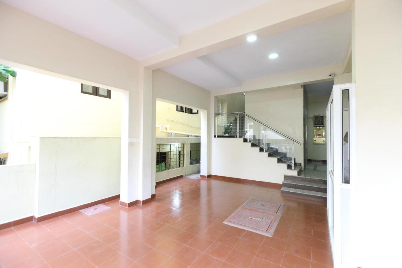 Oyo 14934 Kalyani Grand Hotel เชนไน ภายนอก รูปภาพ